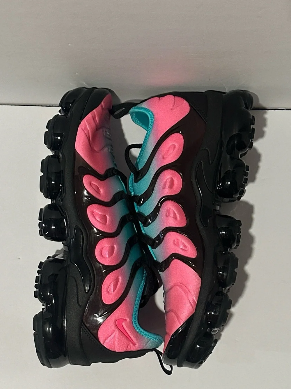 Nike Air VaporMax Plus ‘Miami Nights’ (FN7175-630) Sz: 10W
